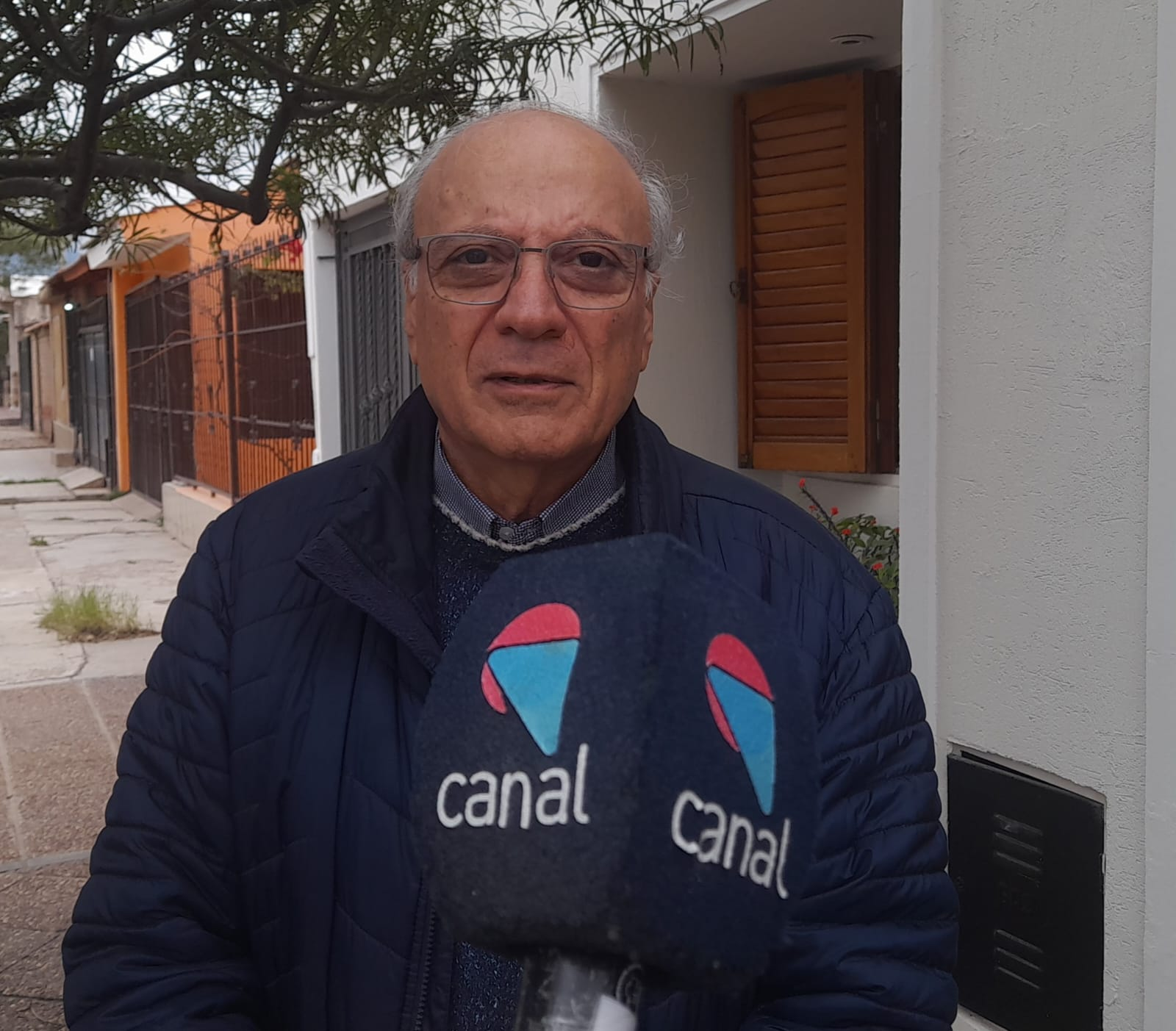 Juan Chade, secretario general de ARDU, en una entrevista para Canal sobre el paro universitario